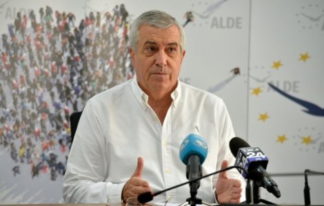 Tăriceanu atacă dur Guvernul: „Numărul de infecții este reglat de ei din pix”