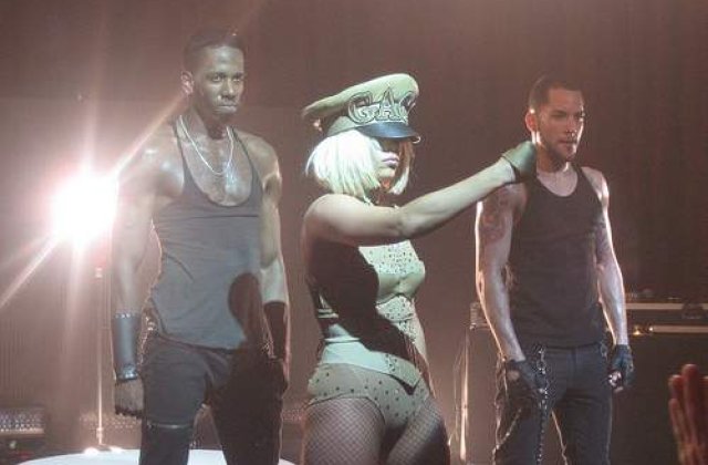 Lady Gaga: Tata a ramas socat dupa ce m-a vazut dansand in tanga de piele