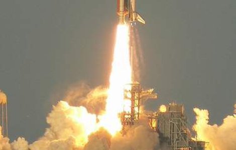 Atlantis a inceput manevrele de revenire pe Terra