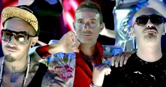 DNA verifica din ce bani a fost platit videoclipul "Viva Mamaia!". Afla replica lui Mazare