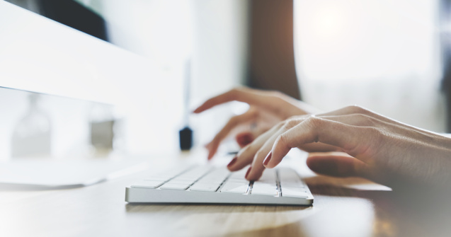 O femeie a șters toate mail-urile în care era anunțată că a câștigat la loterie