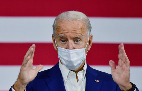 Joe Biden le cere americanilor să poarte mască de protecție timp de 100 de zile