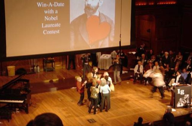 Iranul i-a confiscat premiul Nobel pentru pace laureatei din 2003