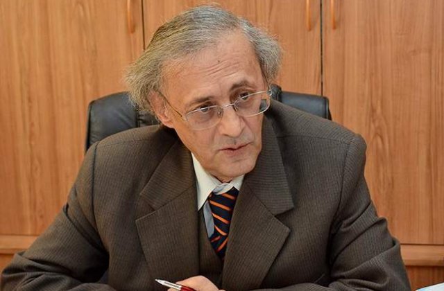 Colegiul Medicilor ameninta cu blocarea sistemului de sanatate