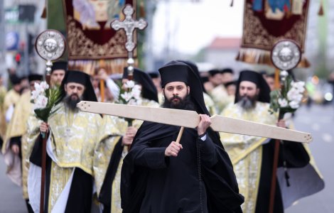 Patriarhia Română a stabilit un set de reguli pentru slujbele de Sărbători
