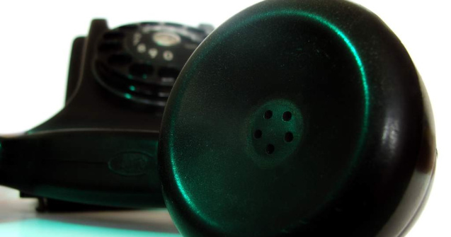 Intreaga UE va avea numere speciale de telefon pentru victimele delictelor