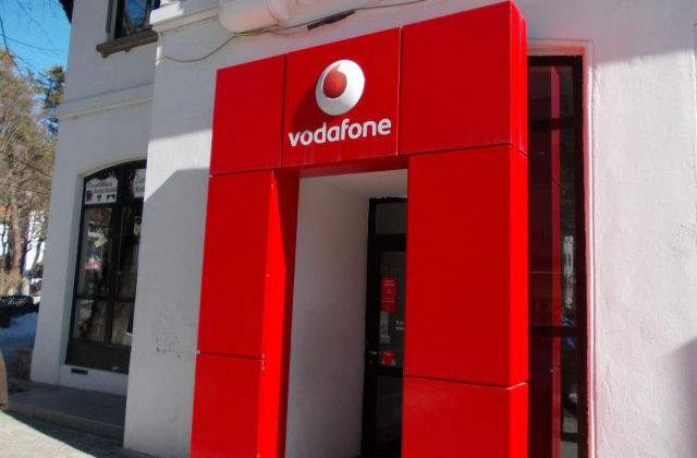 Vodafone si-a crescut baza de clienti
