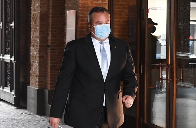 Nicolae Ciucă, despre campania de vaccinare: „Comunicarea este elementul de succes”