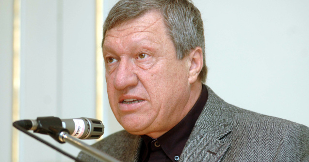 Octavian Andronic, jurnalist și caricaturist, a murit