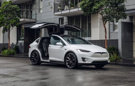 Tesla întrerupe producția pentru Model S și Model X timp de 18 zile: cele două modele ar putea primi îmbunătățiri
