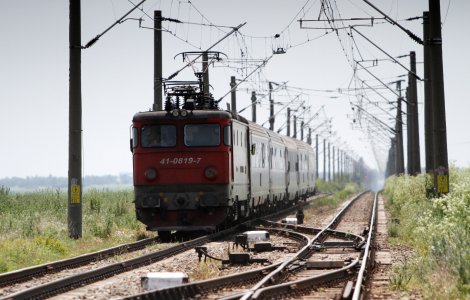 Accident feroviar soldat cu 2 morți. Mecanicul, în stare de ebrietate