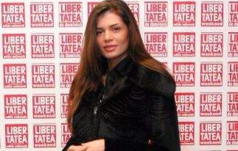 Moni, luata la misto si de amanta lui Agathon