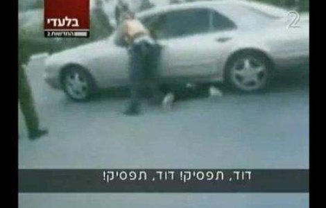  Video  Ura fara margini: Un sofer israelian trece de mai multe ori cu masina peste un palestinian