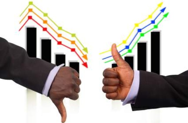 Optimism: Jumatate dintre romani vad o revenire a pietei muncii dupa alegeri