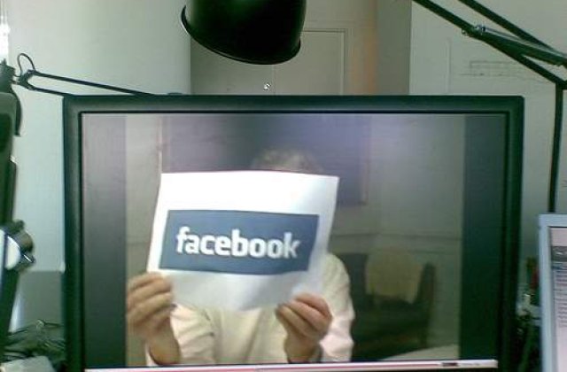 Delicventii sexuali online, exclusi de pe Facebook si MySpace