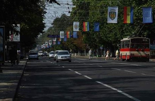 Sondaj: Moldovenii vor sa-si aleaga singuri presedintele