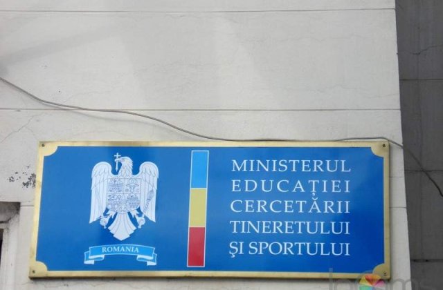 Ministerul Educatiei vrea o actualizare lunara a absentelor, la nivel national