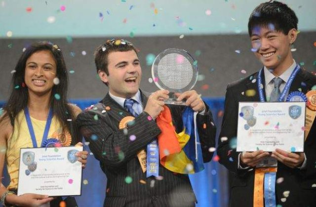 Un asteroid va purta numele elevului roman castigator al concursului Intel ISEF