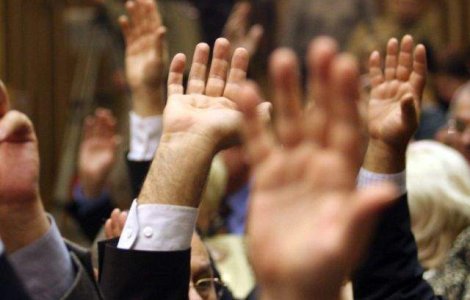 A treia zi de Paste ar putea fi declarata sarbatoare nelucratoare