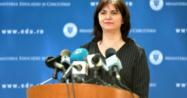 Consiliul Naţional al Elevilor acuză lipsa de transparență de la MEC