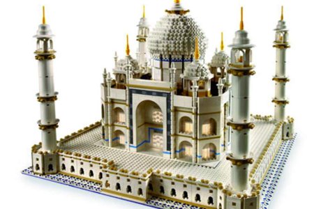 Jucarii Barbie si Lego unicat, in premiera la Bucuresti