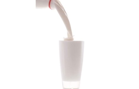 Consumatorii au cautat in 2009 marci de lapte mai ieftine