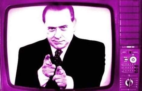 350.000 de bloggeri italieni cer demisia lui Berlusconi