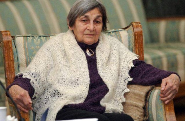 Unul dintre hotii care au spart casa Doinei Cornea a fost prins