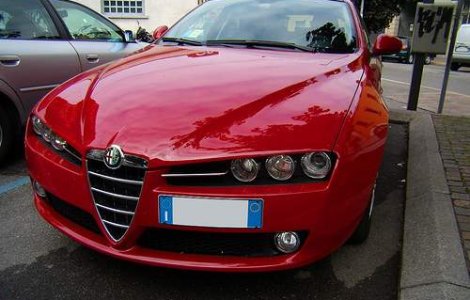 Masina lui Serban Huidu, vandalizata