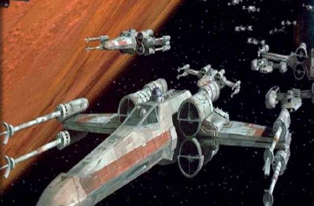 O nava din "Star Wars", in marime naturala, realizata din Lego, in Time Square