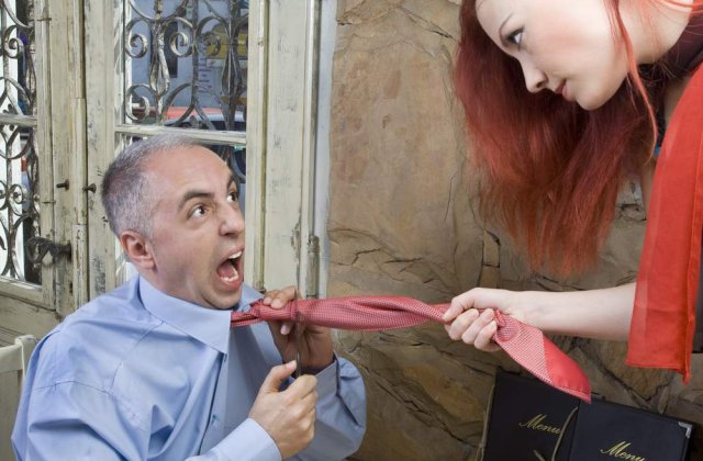 Firmele cu restante bugetare, mai ferm penalizate din iulie