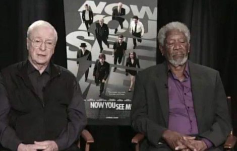 Dumnezeu (Morgan Freeman) a adormit in timpul unui interviu