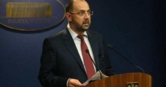 Kelemen: Nu negociem scoaterea sintagmei "national" din Constitutie