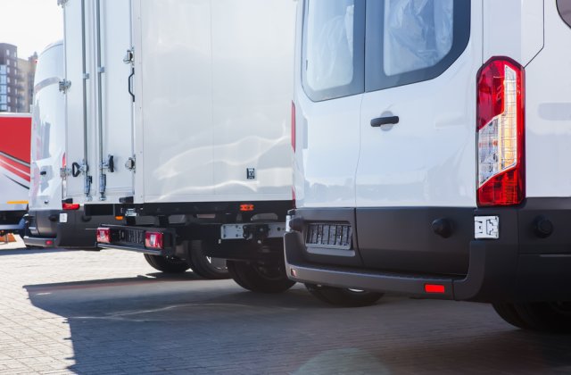 Mărfuri de contrabandă în valoare de 77.000 de lei, reținute de polițiștii de frontieră