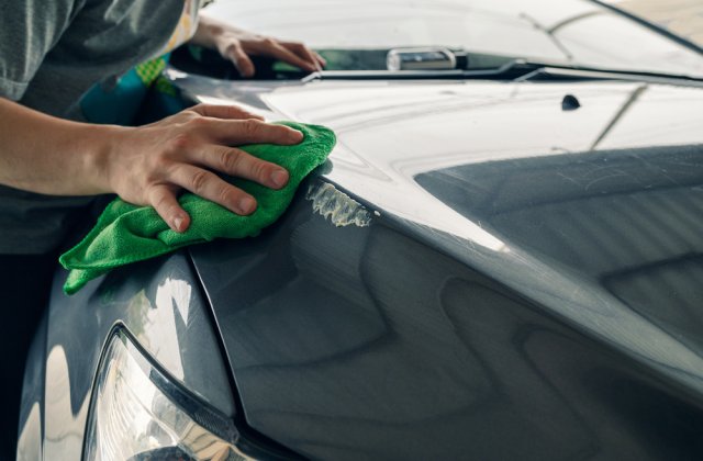 Scăpa de zgârieturile de pe orice suprafaţă! 5 metode simple pentru a repara obiectele preferate