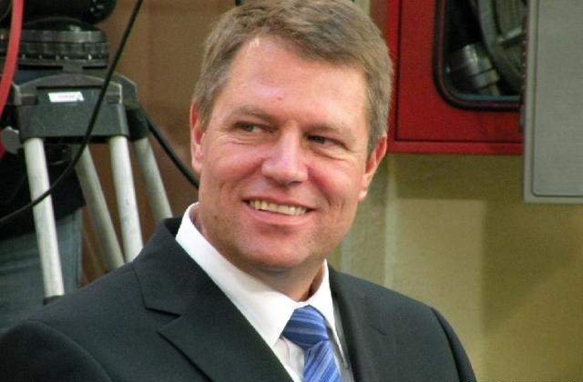 NY Times: Johannis se afla in centrul alegerilor intens disputate din Romania