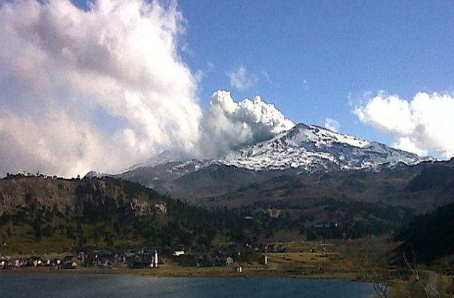 Chile si Argentina, amenintate de o eruptie a vulcanului Copahue