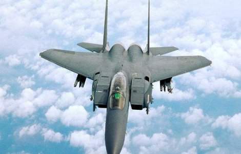 Un avion american F-15 a cazut in mare in largul Japoniei