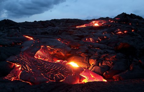 VIDEO Vulcanul Kilauea de pe insula Hawaii a început să erupă