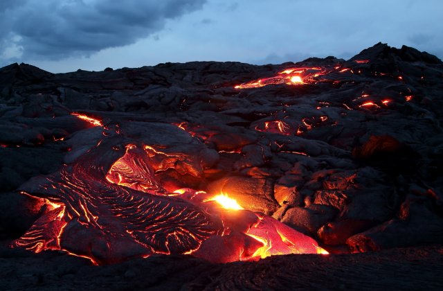 VIDEO Vulcanul Kilauea de pe insula Hawaii a &icirc;nceput să erupă