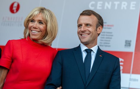 Câinele familiei Macron este vedeta unei postări contra abandonului animalelor