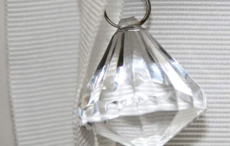 Un diamant-brioleta a fost vandut cu un pret record