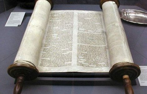 Cea mai veche Tora din lume, descoperita la Bologna