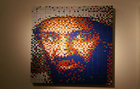 Osama ben Laden s-a sinucis detonand o centura de explozivi