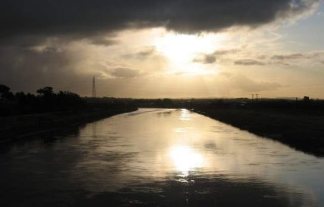 Avertizare: Fenomene meteo periculoase