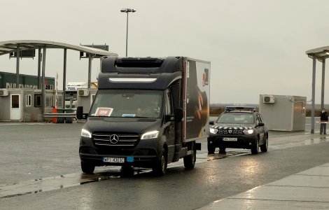 Oficialii au explicat de ce vaccinul nu a ajuns în România cu avionul