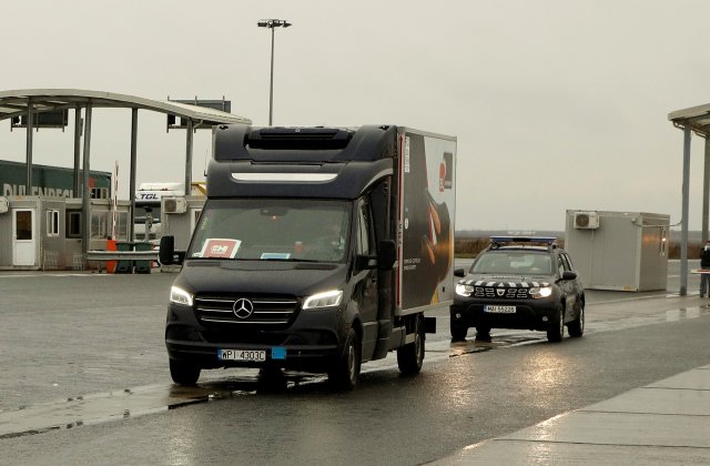 Oficialii români au explicat de ce vaccinul anticoronavirus nu a ajuns în țară cu avionul