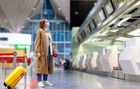 Românii afectați de restricții au fost repatriați din Marea Britanie cu zboruri charter