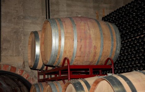 Studiu: Alcoolicii in varsta beau mai mult decat cei tineri