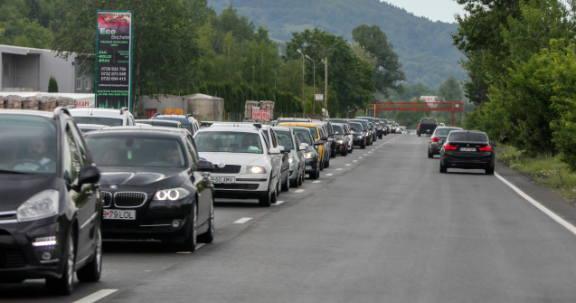 Trafic intens pe DN1 Pitești-Brașov! La Comarnic se circulă în coloană